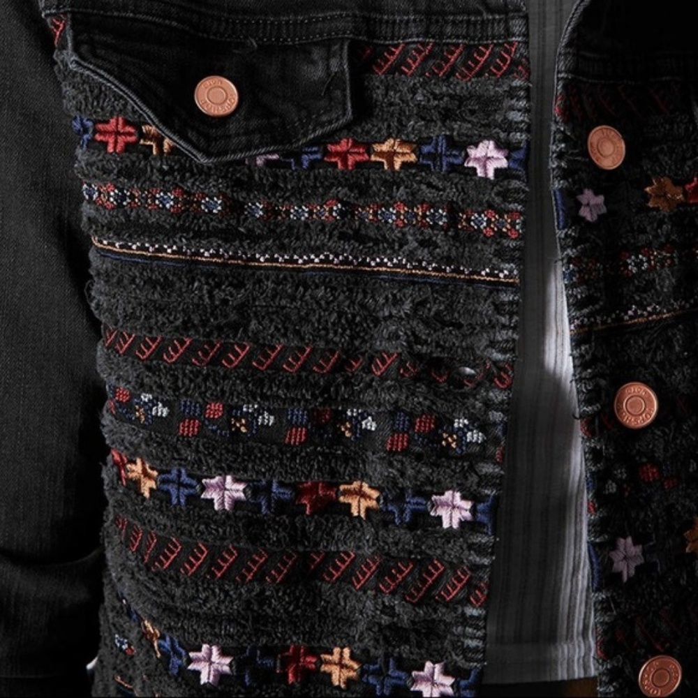Topshop Moto Black Embroidered Denim Jacket - Picture 4 of 10